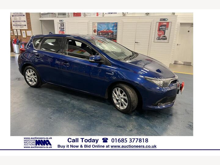 Toyota Auris 1.8 VVT-h Business Edition CVT Euro 6 (s/s) 5dr