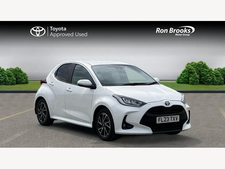 Toyota Yaris 1.5 VVT-h Design E-CVT Euro 6 (s/s) 5dr