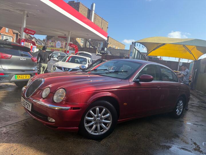 Jaguar S-Type 2.5 V6 SE Plus 4dr