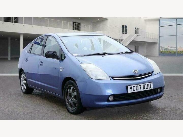 Toyota Prius 1.5 T4 CVT 5dr Toyota Prius 1.5 T4 CVT 5dr