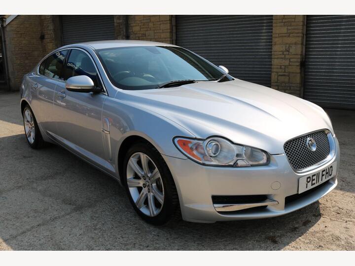 Jaguar XF 3.0d V6 Luxury Auto Euro 5 4dr