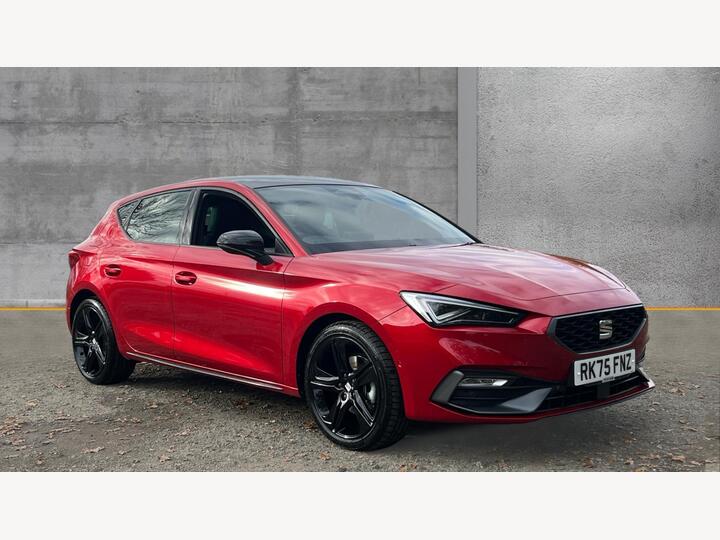 SEAT Leon 1.5 ETSI MHEV FR Black Edition DSG Euro 6 (s/s) 5dr