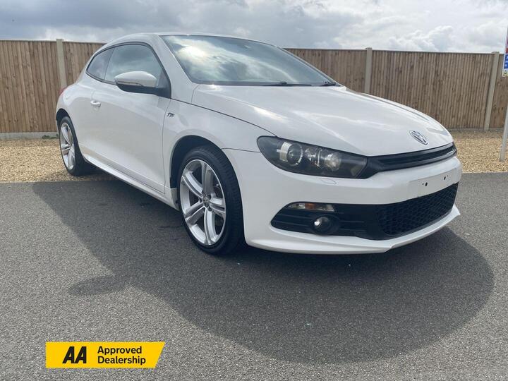 Volkswagen Scirocco 2.0 TSI R-Line Hatchback 3dr Petrol DSG Euro 5 (Leather, Nav) (210 Ps)
