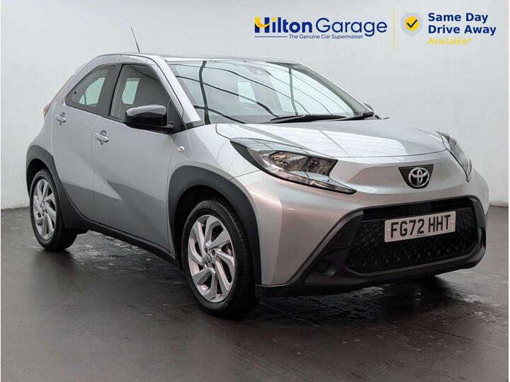 Toyota AYGO X 1.0 VVT-i Pure Euro 6 (s/s) 5dr Toyota AYGO X 1.0 VVT-i Pure Euro 6 (s/s) 5dr