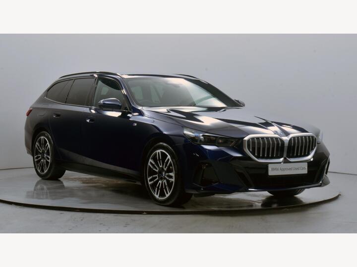 BMW 5 Series 2.0 520i MHT M Sport Touring Steptronic Euro 6 (s/s) 5dr BMW 5 Series 2.0 520i MHT M Sport Touring Steptronic Euro 6 (s/s) 5dr