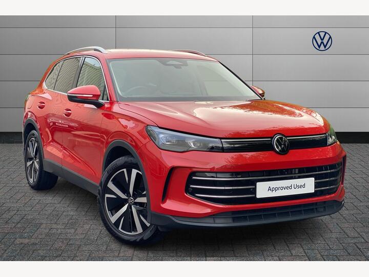 Volkswagen Tiguan 1.5 ETSI MHEV Elegance DSG Euro 6 (s/s) 5dr Volkswagen Tiguan 1.5 ETSI MHEV Elegance DSG Euro 6 (s/s) 5dr