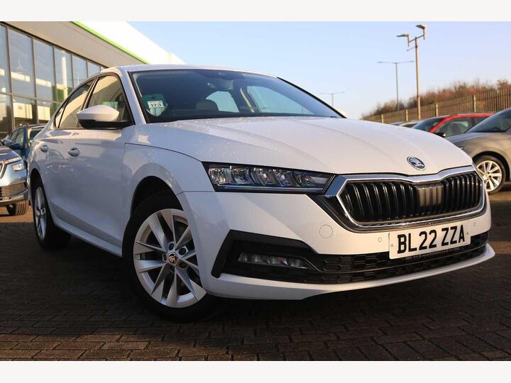 Skoda Octavia 1.4 TSI IV 13kWh SE Technology DSG Euro 6 (s/s) 5dr Skoda Octavia 1.4 TSI IV 13kWh SE Technology DSG Euro 6 (s/s) 5dr