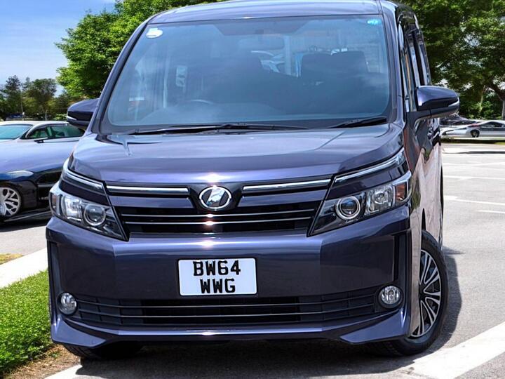 Toyota Voxy N/A