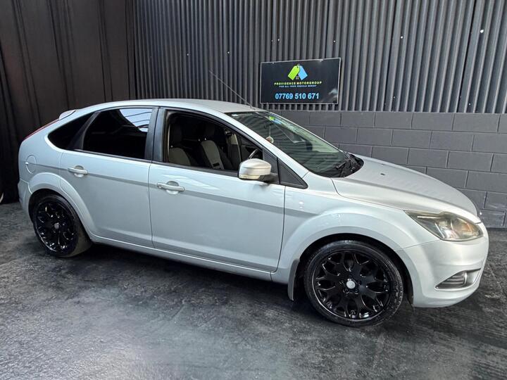 Ford Focus 1.6 Zetec 5dr