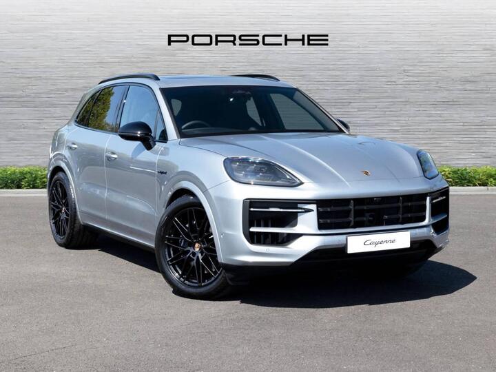 Porsche Cayenne 3.0 V6 E-Hybrid 25.9kWh Black Edition TiptronicS 4WD Euro 6 (s/s) 5dr