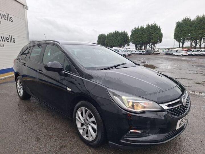 Vauxhall Astra 1.6 CDTi EcoTEC BlueInjection Design Sports Tourer Euro 6 (s/s) 5dr