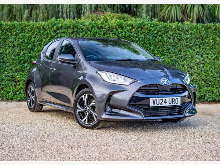 Toyota YARIS 1.5 VVT-h Design E-CVT Euro 6 (s/s) 5dr