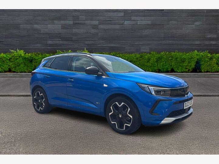 Vauxhall Grandland 1.6 14.2kWh Ultimate Auto Euro 6 (s/s) 5dr