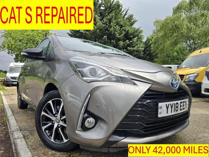 Toyota Yaris 1.5 VVT-h Icon Tech E-CVT Euro 6 (s/s) 5dr