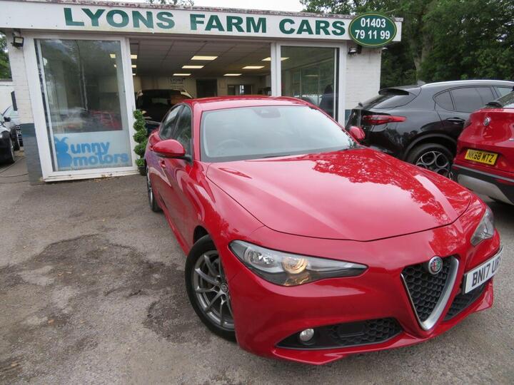 Alfa Romeo GIULIA 2.0T Super Auto Euro 6 (s/s) 4dr