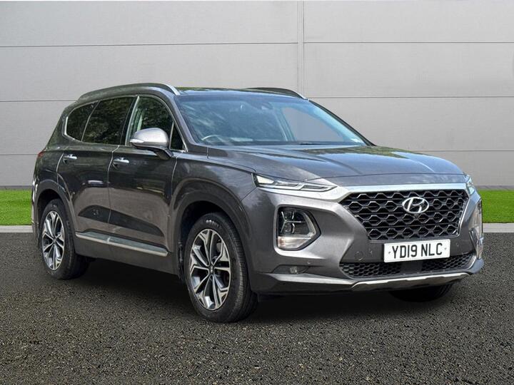 Hyundai Santa Fe 2.2 CRDi Premium SE Auto 4WD Euro 6 (s/s) 5dr 7 Seat Hyundai Santa Fe 2.2 CRDi Premium SE Auto 4WD Euro 6 (s/s) 5dr 7 Seat