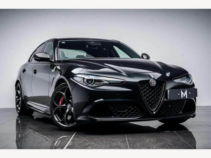 Alfa Romeo GIULIA 2.9 V6 Bi-Turbo Quadrifoglio Auto Euro 6 (s/s) 4dr Alfa Romeo GIULIA 2.9 V6 Bi-Turbo Quadrifoglio Auto Euro 6 (s/s) 4dr