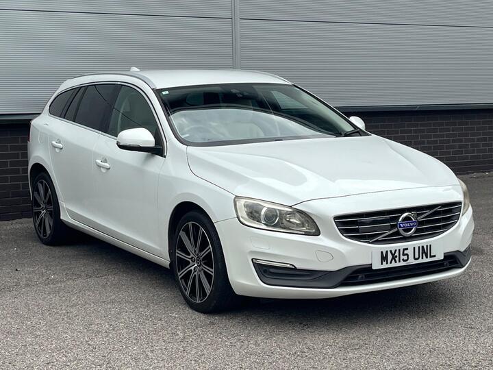 Volvo V60 2.0 R Design Lux T5 Auto