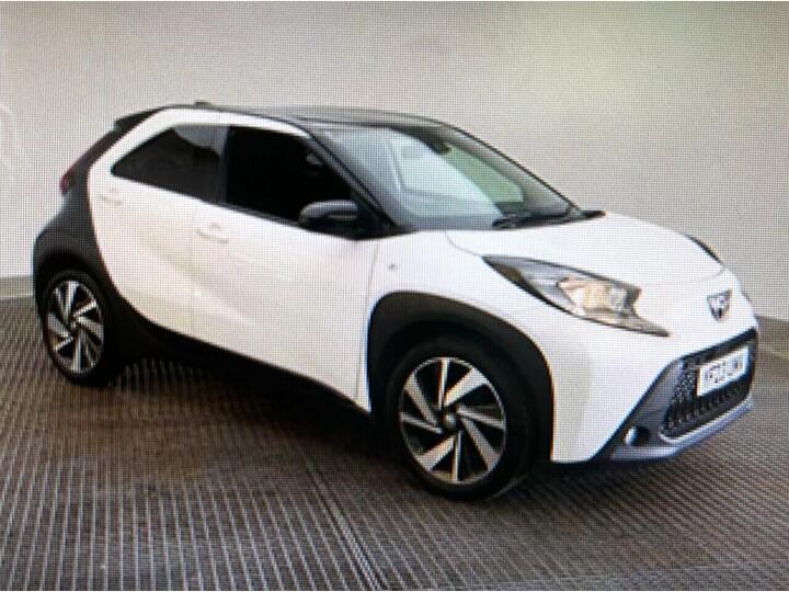 Toyota AYGO X 1.0 VVT-i Edge Euro 6 (s/s) 5dr Toyota AYGO X 1.0 VVT-i Edge Euro 6 (s/s) 5dr