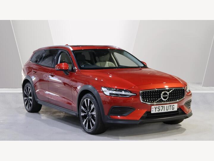 Volvo V60 Cross Country 2.0 B4 MHEV Auto AWD Euro 6 (s/s) 5dr