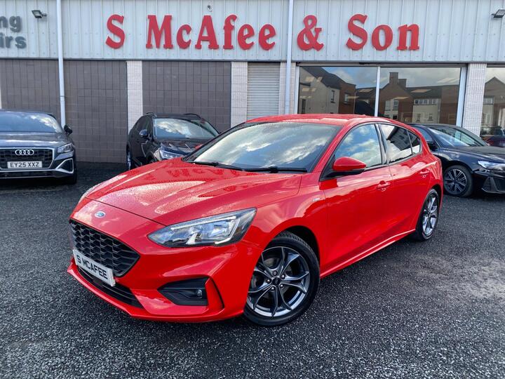 Ford Focus 1.0T EcoBoost ST-Line Euro 6 (s/s) 5dr