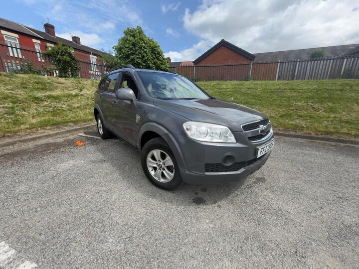 Chevrolet Captiva 2.0 VCDi LS Euro 4 5dr Chevrolet Captiva 2.0 VCDi LS Euro 4 5dr