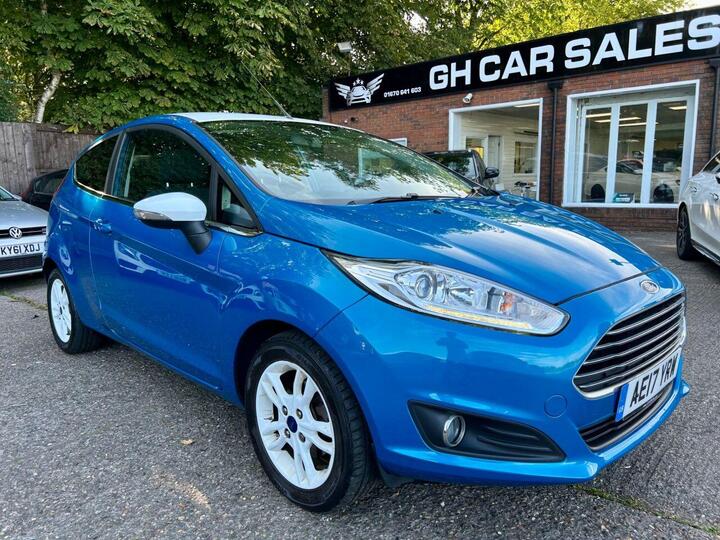 Ford FIESTA 1.0T EcoBoost Zetec Blue Edition Euro 6 (s/s) 3dr