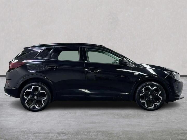 Vauxhall GRANDLAND 1.2 Turbo Ultimate 5dr