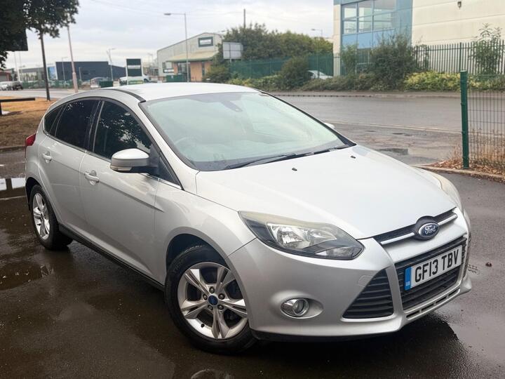 Ford Focus 1.6 Zetec Euro 5 5dr