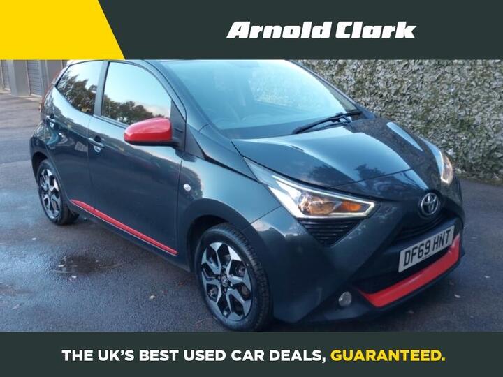 Toyota AYGO 1.0 VVT-i X-trend Euro 6 5dr Toyota AYGO 1.0 VVT-i X-trend Euro 6 5dr