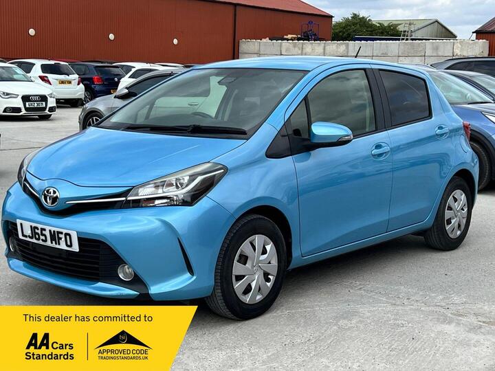 Toyota Yaris 1.33 Dual VVT-i Icon Plus Multidrive S Euro 5 5dr