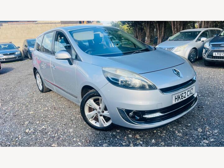 Renault Grand Scenic 1.6 VVT Dynamique TomTom Euro 5 5dr