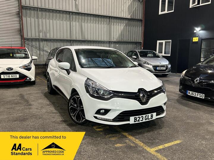 Renault Clio 0.9 TCe Iconic Euro 6 (s/s) 5dr