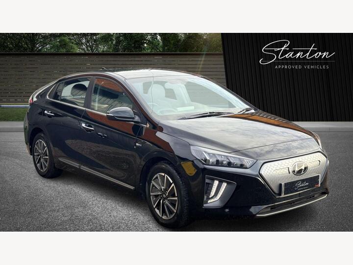 Hyundai IONIQ 38.3kWh Premium Auto 5dr Hyundai IONIQ 38.3kWh Premium Auto 5dr