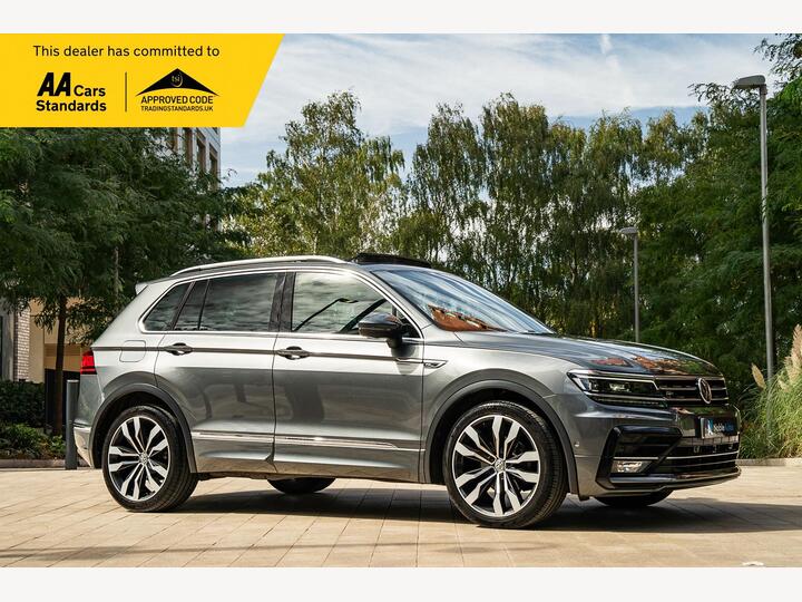 Volkswagen Tiguan 2.0 TDI R-Line Tech DSG Euro 6 (s/s) 5dr