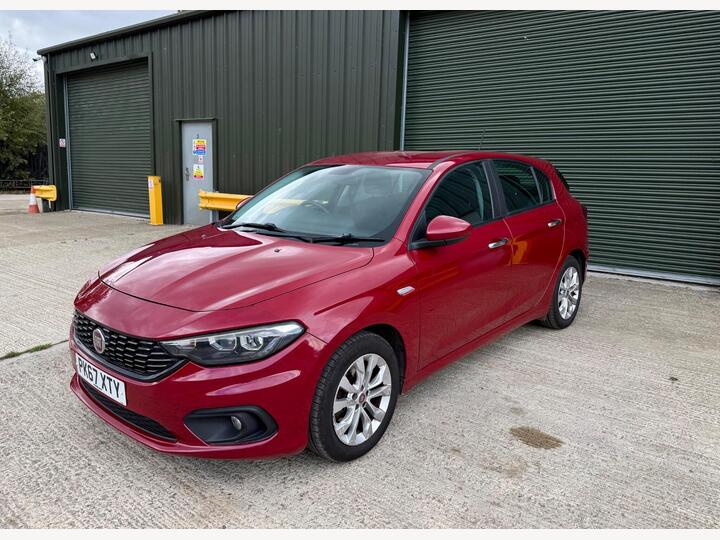 Fiat Tipo 1.4 MPI Easy Plus Euro 6 5dr