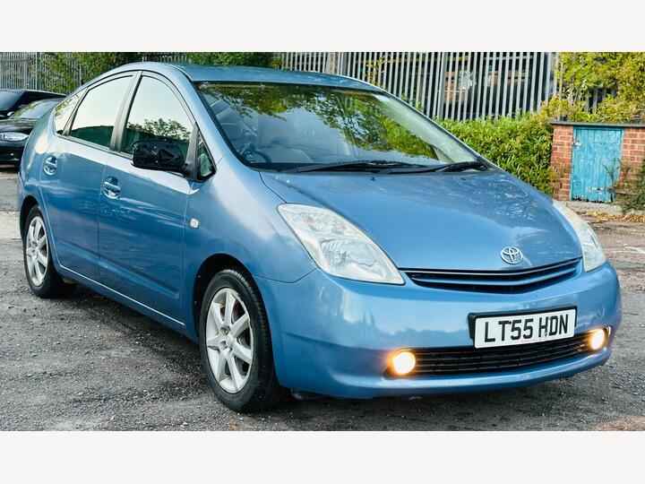 Toyota Prius 1.5 T Spirit CVT 5dr