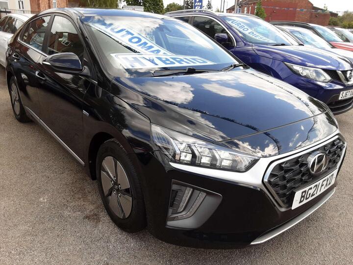 Hyundai IONIQ 1.6 H-GDi Premium DCT Euro 6 (s/s) 5dr Hyundai IONIQ 1.6 H-GDi Premium DCT Euro 6 (s/s) 5dr