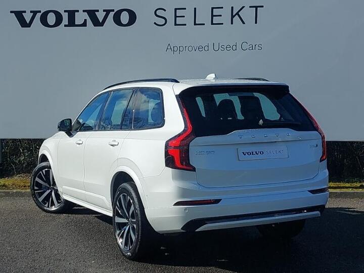 Volvo XC90 2.0 B5 MHEV Plus Auto 4WD Euro 6 (s/s) 5dr