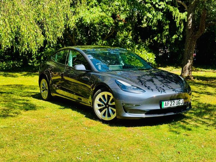 Tesla Model 3 (Dual Motor) Long Range Auto 4WDE 4dr
