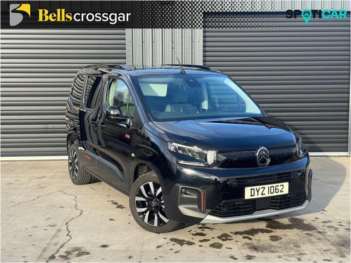 Citroen Berlingo 1.5 MAX M MPV Auto Euro 6 (s/s) 5dr Citroen Berlingo 1.5 MAX M MPV Auto Euro 6 (s/s) 5dr