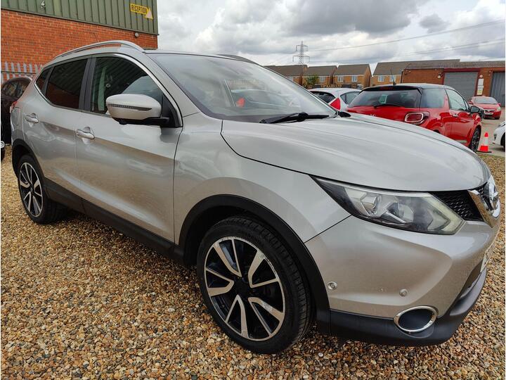 Nissan Qashqai 1.6 DCi Tekna 4WD Euro 6 (s/s) 5dr