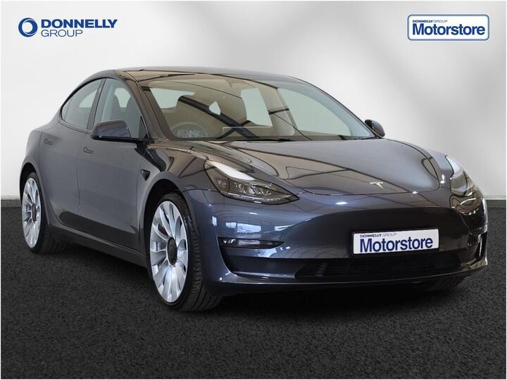 Tesla Model 3 (Dual Motor) Performance Auto 4WDE 4dr (Performance Upgrade) Tesla Model 3 (Dual Motor) Performance Auto 4WDE 4dr (Performance Upgrade)