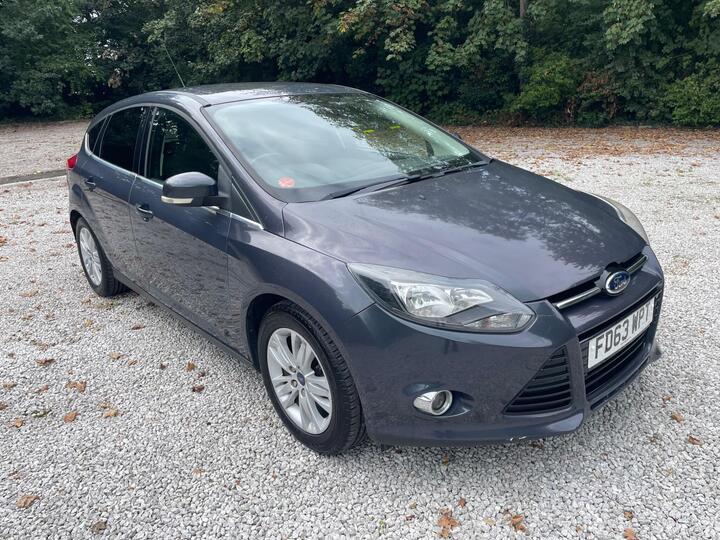 Ford Focus 1.0T EcoBoost Titanium Navigator Euro 5 (s/s) 5dr