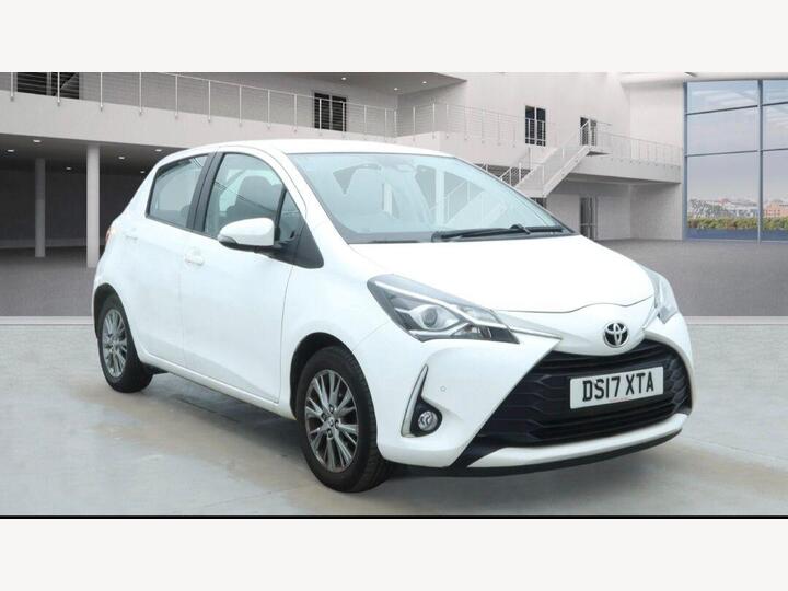 Toyota Yaris 1.5 VVT-i Icon Tech Euro 6 5dr