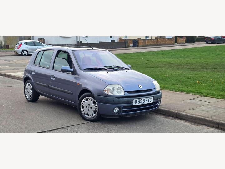 Renault Clio 1.6 Etoile 5dr