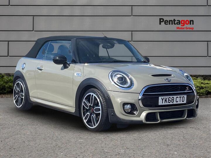 MINI Convertible 2.0 Cooper S Exclusive Euro 6 (s/s) 2dr MINI Convertible 2.0 Cooper S Exclusive Euro 6 (s/s) 2dr
