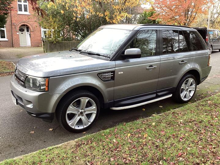 Land Rover Range Rover Sport 3.0 SD V6 HSE Luxury Auto 4WD Euro 5 5dr Land Rover Range Rover Sport 3.0 SD V6 HSE Luxury Auto 4WD Euro 5 5dr