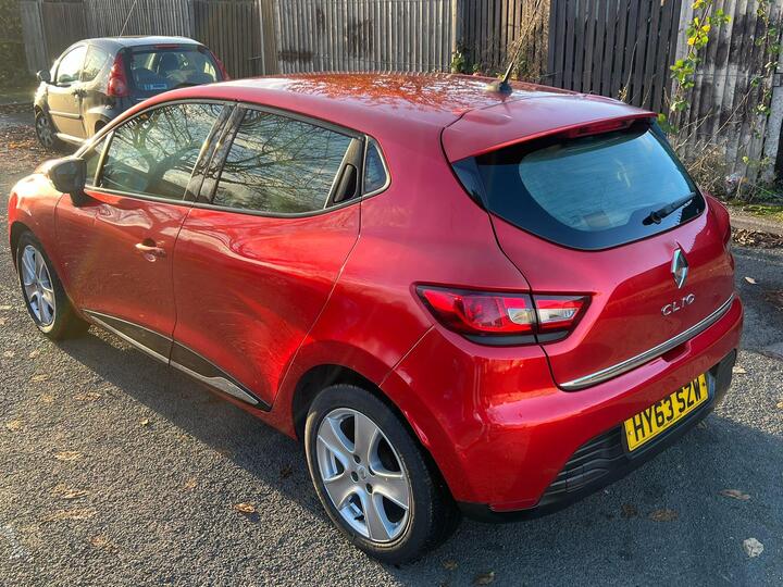Renault Clio 1.2 16V Dynamique MediaNav Euro 5 5dr