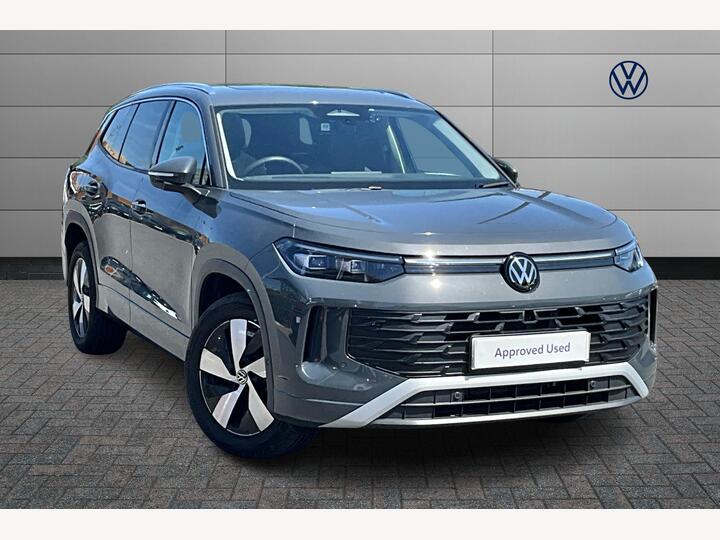 Volkswagen Tayron 1.5 TSI EHybrid 19.7kWh Match DSG Euro 6 (s/s) 5dr Volkswagen Tayron 1.5 TSI EHybrid 19.7kWh Match DSG Euro 6 (s/s) 5dr